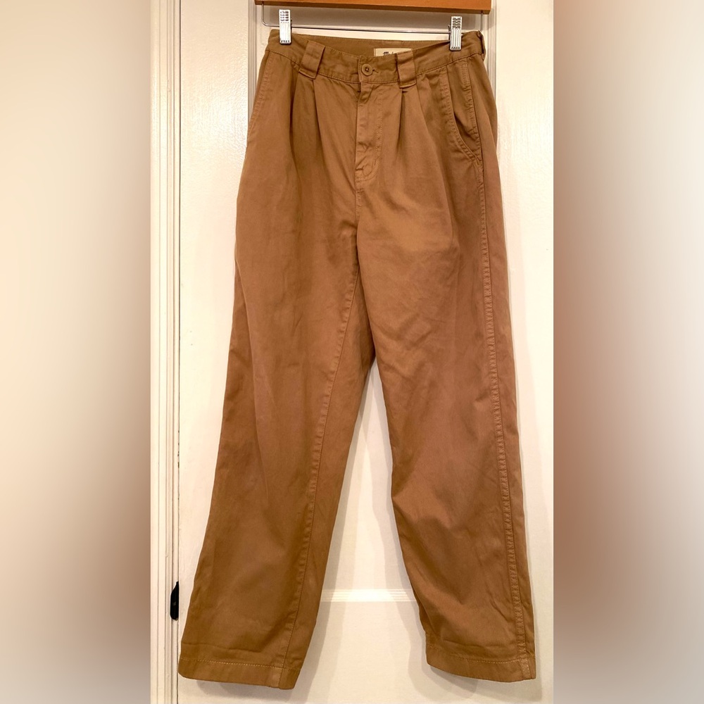 FLASH SALE! Madewell Khakis Size 25